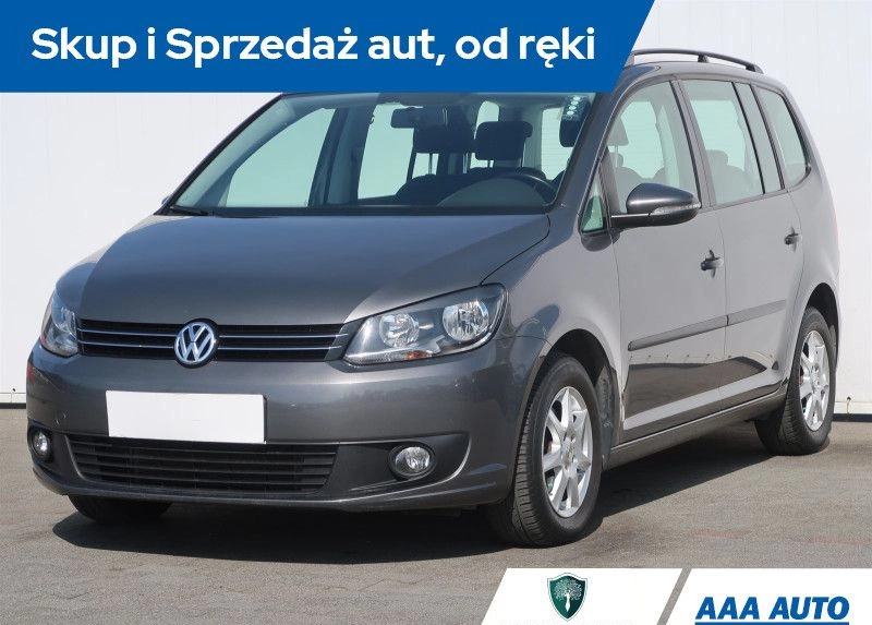 Volkswagen Touran cena 39000 przebieg: 156015, rok produkcji 2013 z Maszewo małe 121